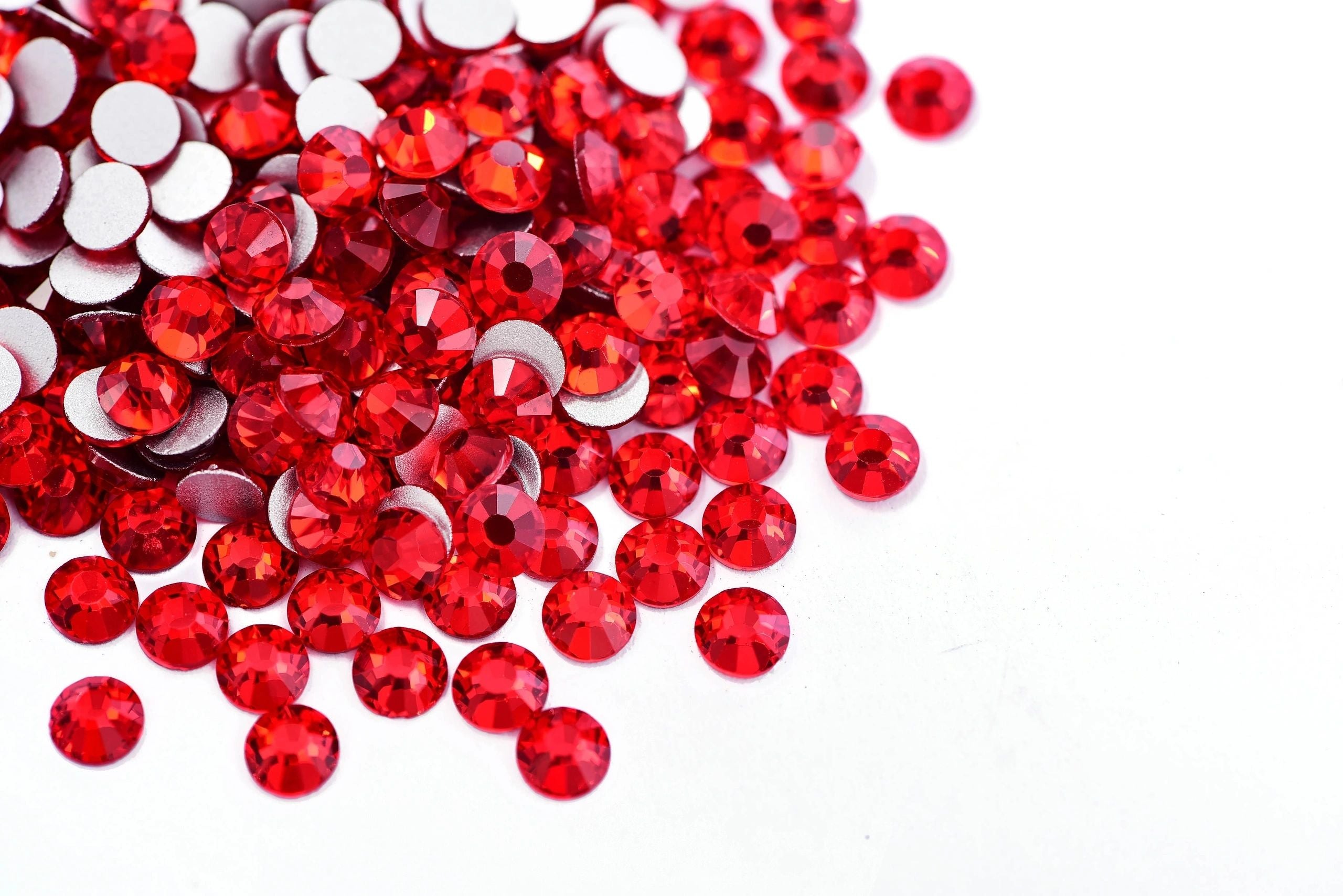 Lt. Siam - Non Hotfix Rhinestones